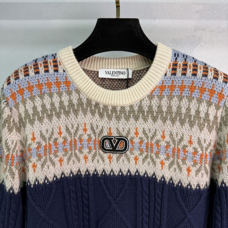Va1e*ntin0 sweater